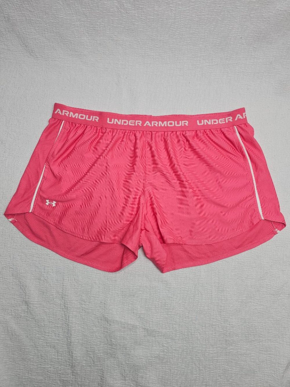 Under Armour Women's Play Up Short Size XXL Pink - Picture 3 of 4